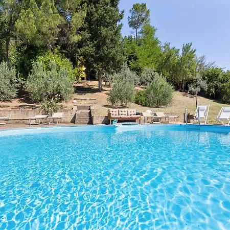 Willa Poolside Leisure In Hideaway Empoli